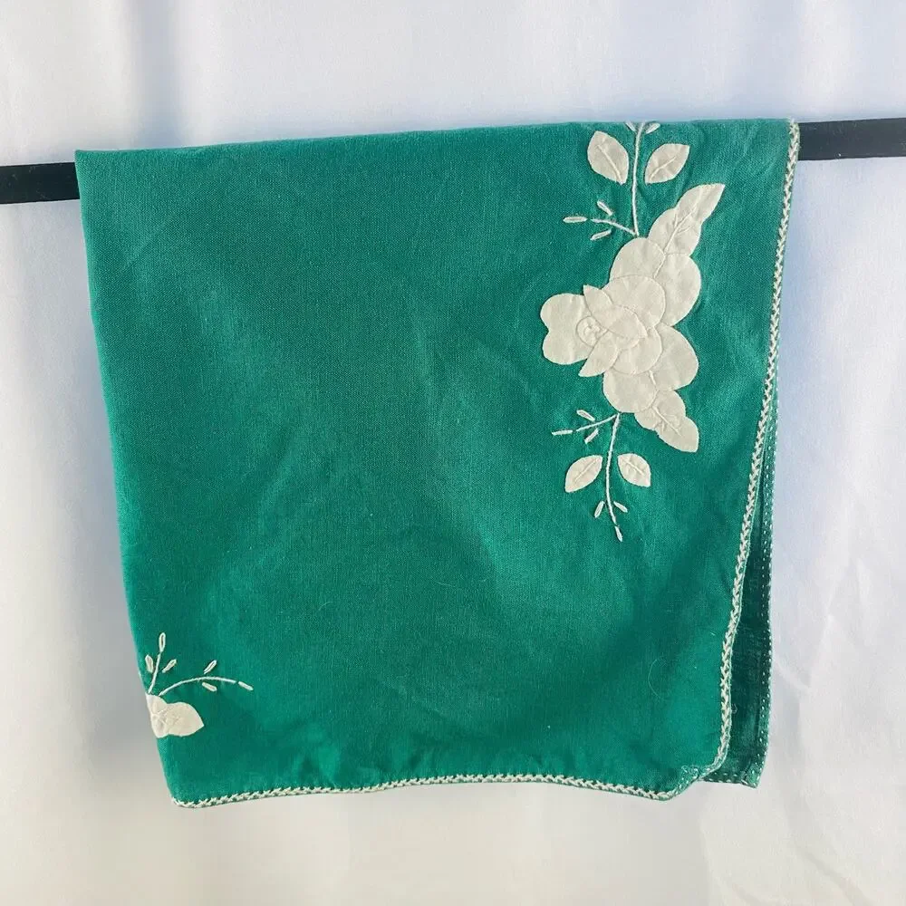 Vintage Green Table Runner Placemats Napkins Floral‎ Applique Cottagecore 8 sets
